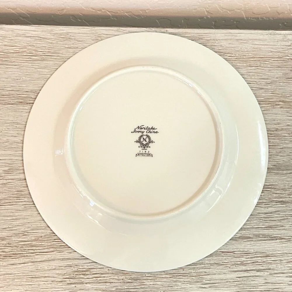 Noritake Ivory China 7192 Affection Salad Plate 8.25